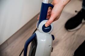 Parný mop Dirt Devil DD7004 2v1 

 obrázok produktu 17 z 32