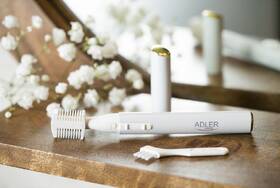 Zastrihávací strojček Adler AD2934W 

 obrázok produktu 6 z 6