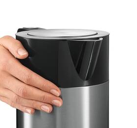 Rýchlovarná kanvica Bosch TWK7203 čierna/nerez

 obrázok produktu 7 z 10