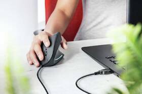 Myš Trust Verto Ergonomic čierna

 obrázok produktu 9 z 9