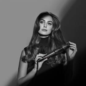 Vlasová kefa Rowenta UB572LE0 x Karl Lagerfeld UB572LE0 Powerbrush čierny

 obrázok produktu 8 z 8