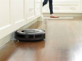 Robotický vysávač iRobot Roomba e5 (grey 5152) 

 obrázok produktu 13 z 23