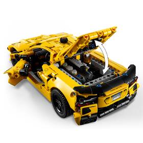 Stavebnica LEGO® Technic 42205 Chevrolet Corvette Stingray 

 obrázok produktu 7 z 9