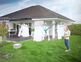 Sušiak na bielizeň Leifheit 85286 Linomatic 500 Easy strieborný/tyrkysový

 obrázok produktu 3 z 3