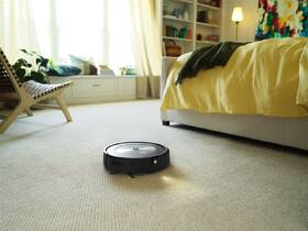 Robotický vysávač iRobot Roomba j7 čierny

 obrázok produktu 21 z 36