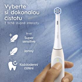 Zubná kefka Oral-B Night Black s cestovným puzdrom čierna

 obrázok produktu 3 z 6