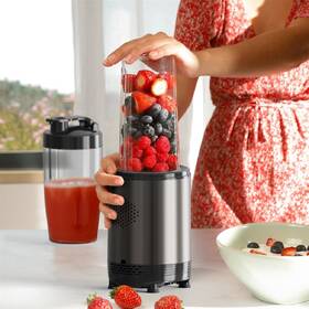 Stolný mixér Black+Decker BXJB1203E TO-GO čierny

 obrázok produktu 1 z 4