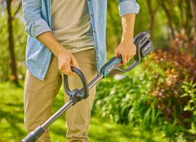 Vyžínač Gardena PowerTrim 30/18V P4A (s batériou) 

 obrázok produktu 7 z 7