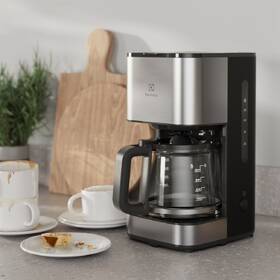 Kávovar Electrolux E3CM1-3ST 

 obrázok produktu 7 z 8