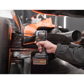 Doťahovák rázový Dewalt DCF85MM2T-QW (s batériou) 

 obrázok produktu 8 z 11