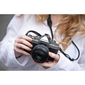 Digitálny fotoaparát Nikon Z f + 24-70 mm f/4 strieborný

 obrázok produktu 8 z 9