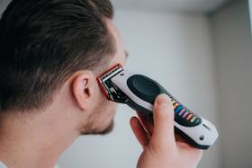 Zastrihávač vlasov Wahl 3028048 Color PRO fialový

 obrázok produktu 8 z 10