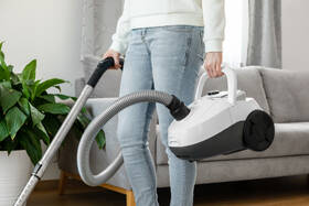 Podlahový vysávač Sencor SVC 5500WH biely

 obrázok produktu 26 z 29