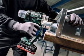 Pištoľ nitovacia Metabo 619002840 NP 18 LTX BL 5.0 (bez batérie) 

 obrázok produktu 2 z 3