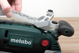 Pásová brúska Metabo BAE 75  600375000 

 obrázok produktu 3 z 13