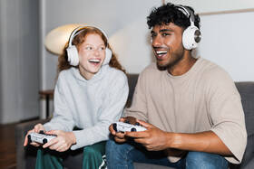 Headset SteelSeries Arctis Nova Pro Wireless X biely

 obrázok produktu 16 z 19