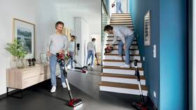 Tyčový vysávač Bosch BBS711ANM (s batériou) červený

 obrázok produktu 8 z 24