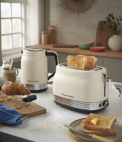 Rýchlovarná kanvica RUSSELL HOBBS 28640-70 Hanley Jasmine krémová

 obrázok produktu 16 z 18