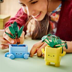 Stavebnica LEGO® Botanicals 10349 Veselé rostlinky 

 obrázok produktu 7 z 9