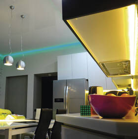 LED pásik EMOS GoSmart 11 W, 450 lm, Wi-Fi RGBCCT, 2 m 

 obrázok produktu 2 z 6
