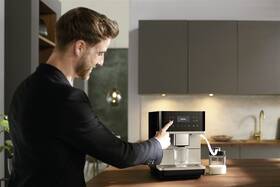Automatický kávovar Miele CM 6360 čierny

 obrázok produktu 5 z 5