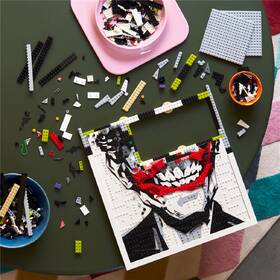 Stavebnica LEGO® DC Batman™ 67012 Nástěnné umění: Joker™ na obálce komiksu 

 obrázok produktu 6 z 6