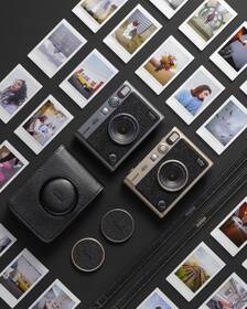 Instantný fotoaparát Fujifilm Instax mini EVO sivý

 obrázok produktu 6 z 6