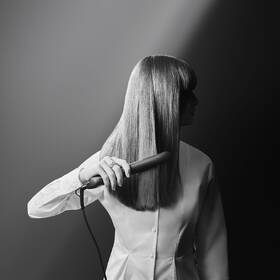 Žehlička na vlasy Rowenta SF161LF0 Karl Lagerfeld 

 obrázok produktu 7 z 12