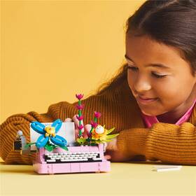 Stavebnica LEGO® Creator 3 v 1 31169 Písací stroj s kvetmi 

 obrázok produktu 6 z 9