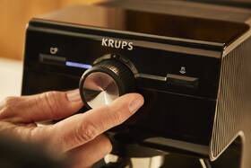 Pákový kávovar Krups XP384E10 Authentic+ C90 nerez

 obrázok produktu 12 z 19