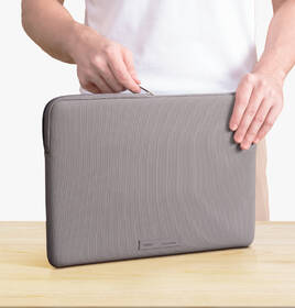 Puzdro na notebook Uniq Cyprus Ridge Edition 14" sivé

 obrázok produktu 7 z 7