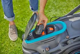 Kosačka Gardena PowerMax Duo 46/36V P4A 2.5 (s batériou) 

 obrázok produktu 3 z 8