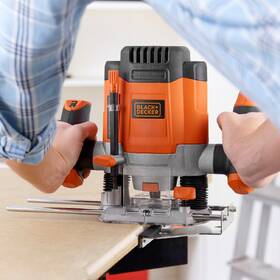 Fréza horná Black-Decker KW1200E-QS 

 obrázok produktu 5 z 6