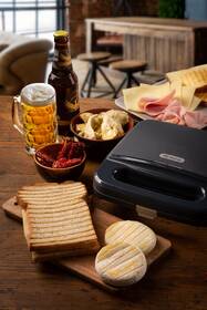 Sendvičovač Ariete Sandwich Maker ART 1971 

 obrázok produktu 4 z 4