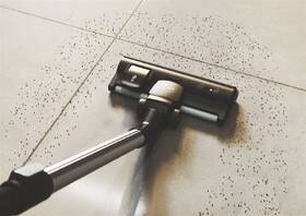 Podlahový vysávač Hoover HE721PAF 011 sivý

 obrázok produktu 17 z 27