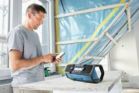 Stavebné rádio Bosch Professional GPB 18V-2 SC (bez batérie) 

 obrázok produktu 2 z 5