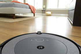 Robotický vysávač iRobot Roomba i3 BF 

 obrázok produktu 1 z 5