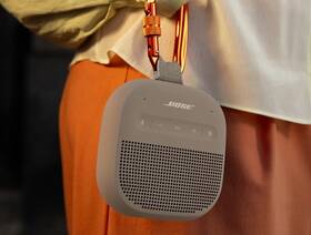 Prenosný reproduktor Bose Soundlink Micro 2nd Gen hnedý

 obrázok produktu 8 z 10