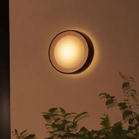 Nástenné svietidlo Philips Daylo White and Color Ambiance čierne

 obrázok produktu 3 z 4