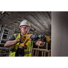 Kladivo Dewalt DCH133M1-QW (s batériou) 

 obrázok produktu 2 z 2