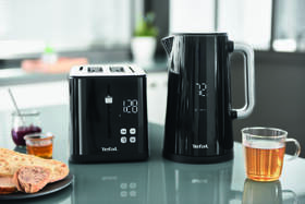 Rýchlovarná kanvica Tefal KO851830 čierna

 obrázok produktu 1 z 14