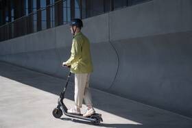 Elektrická kolobežka Segway E2 EII 

 obrázok produktu 15 z 20