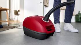 Podlahový vysávač Bosch BGB41RD3H 

 obrázok produktu 2 z 6
