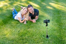 Selfie tyč FIXED Snap Action, tripod so stabilizátorom a diaľkovou spúšťou čierna

 obrázok produktu 14 z 15