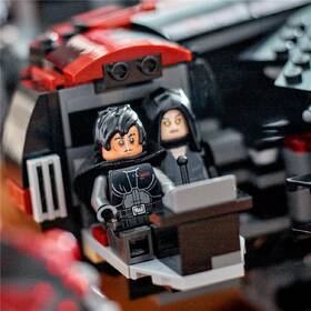 Stavebnica LEGO® Star Wars™ 75389 Temný Falcon 

 obrázok produktu 2 z 9
