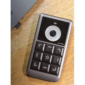 Ovládač XPPen Shortcut remote 

 obrázok produktu 2 z 3