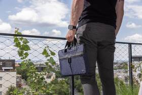 Taška Epico Hero Handbag 13"/13,6"/14" modrá

 obrázok produktu 7 z 7