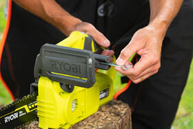 Píla reťazová Ryobi RY18CS20A-0 (bez baterie) 

 obrázok produktu 3 z 5