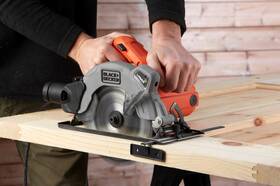 Okružná píla Black-Decker CS1250L 

 obrázok produktu 2 z 8