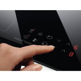 Indukčná varná doska Electrolux LIL61434C čierna

 obrázok produktu 3 z 9